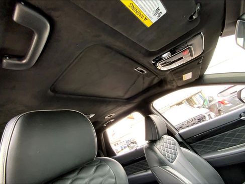 Used 2022 Hyundai Palisade Calligraphy image 14