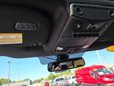 Used 2018 Ford F150 Raptor w/ Equipment Group 802A Luxury image 17