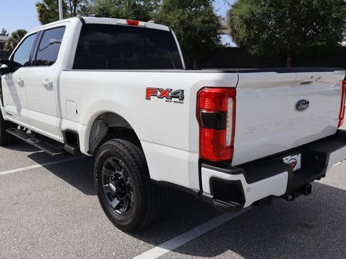 Used 2024 Ford F250 Lariat w/ Lariat Ultimate Package AWD/4WD image 11