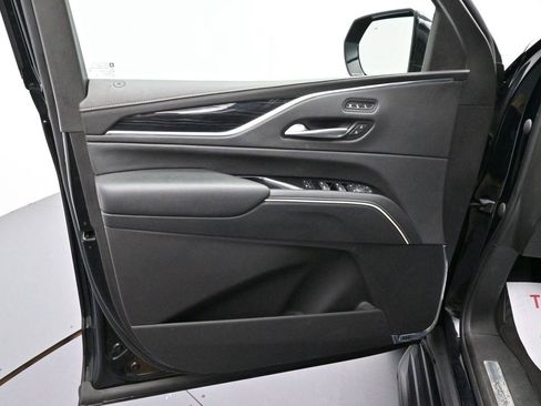 Used 2023 Cadillac Escalade Sport AWD/4WD image 9