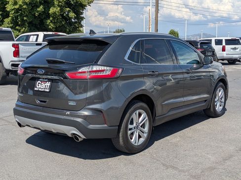 Used 2020 Ford Edge SEL w/ Cold Weather Package AWD/4WD image 3
