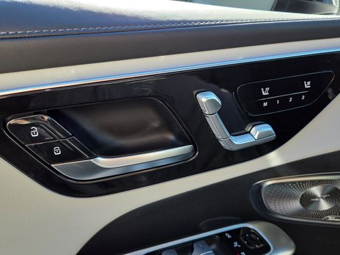 Certified 2024 Mercedes-Benz GLC 300 image 28