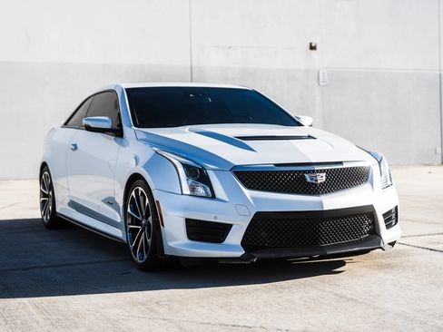 Used 2016 Cadillac ATS V w/ Carbon Fibre Package RWD image 4