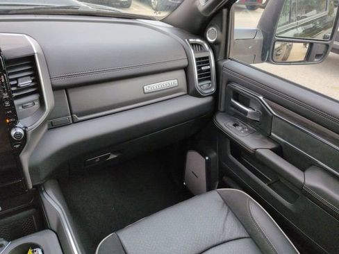New 2026 RAM 3500 Laramie AWD/4WD image 16