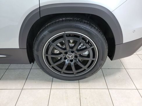 Used 2024 Mercedes-Benz GLB 35 AMG 4MATIC image 53