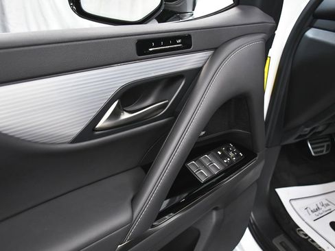 Used 2024 Lexus LX 600 F Sport image 10