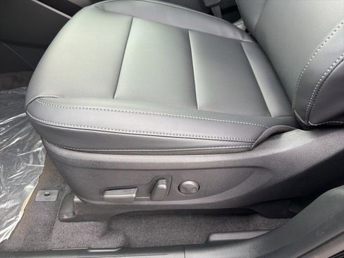 New 2025 Kia Telluride S image 9