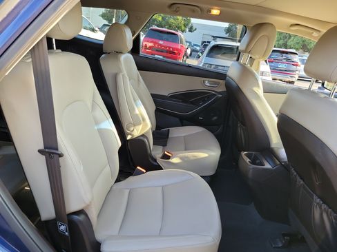 Used 2017 Hyundai Santa Fe Limited FWD image 24