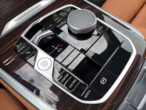 New 2026 BMW X5 sDrive40i RWD image 18