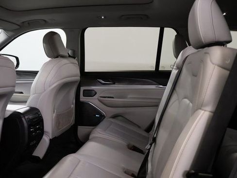 Used 2022 Jeep Grand Cherokee L Overland image 31
