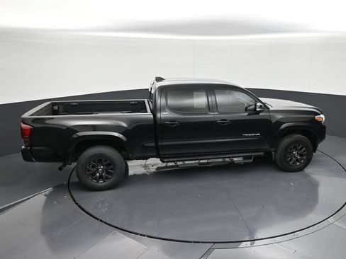 Used 2023 Toyota Tacoma SR5 w/ Technology Package AWD/4WD image 17