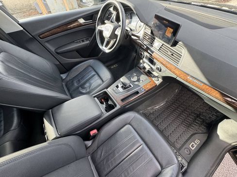 Used 2020 Audi Q5 2.0T Premium w/ Convenience Package AWD/4WD image 25
