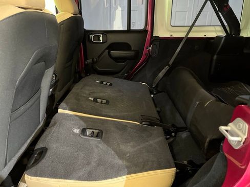 Used 2022 Jeep Wrangler Unlimited Sport AWD/4WD image 16