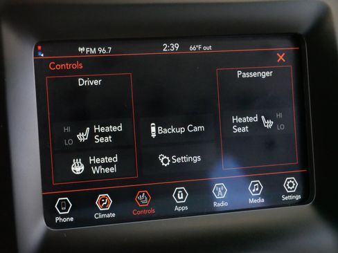 Used 2020 Jeep Cherokee Latitude Plus w/ Cold Weather Group image 30