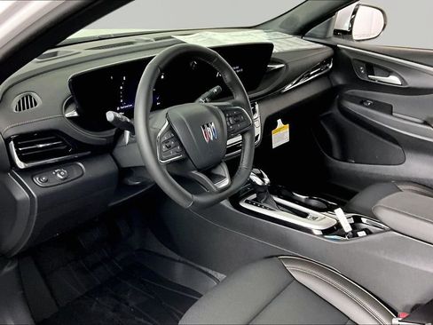 New 2026 Buick Envista Avenir FWD image 8