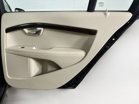 Used 2015 Volvo S80 T5 FWD image 30
