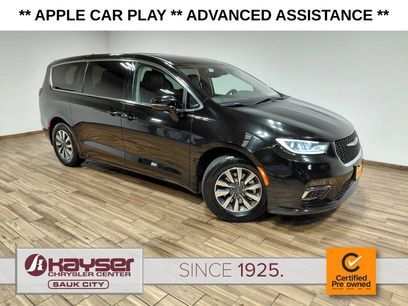 Used 2024 Chrysler Pacifica Limited