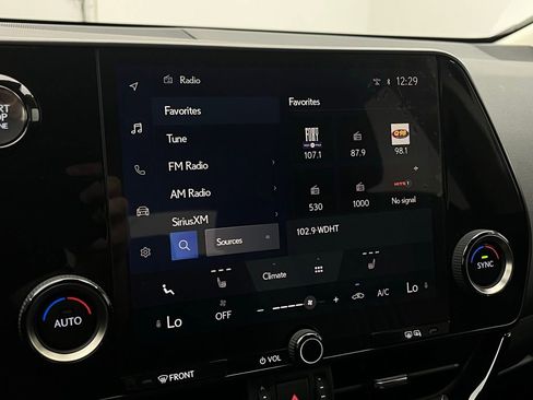 Used 2024 Lexus NX 250 FWD image 34