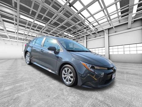 Used 2024 Toyota Corolla LE FWD image 1