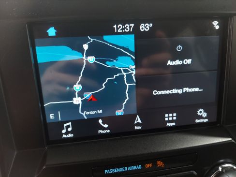 Used 2018 Ford F150 XLT w/ Equipment Group 302A Luxury AWD/4WD image 10