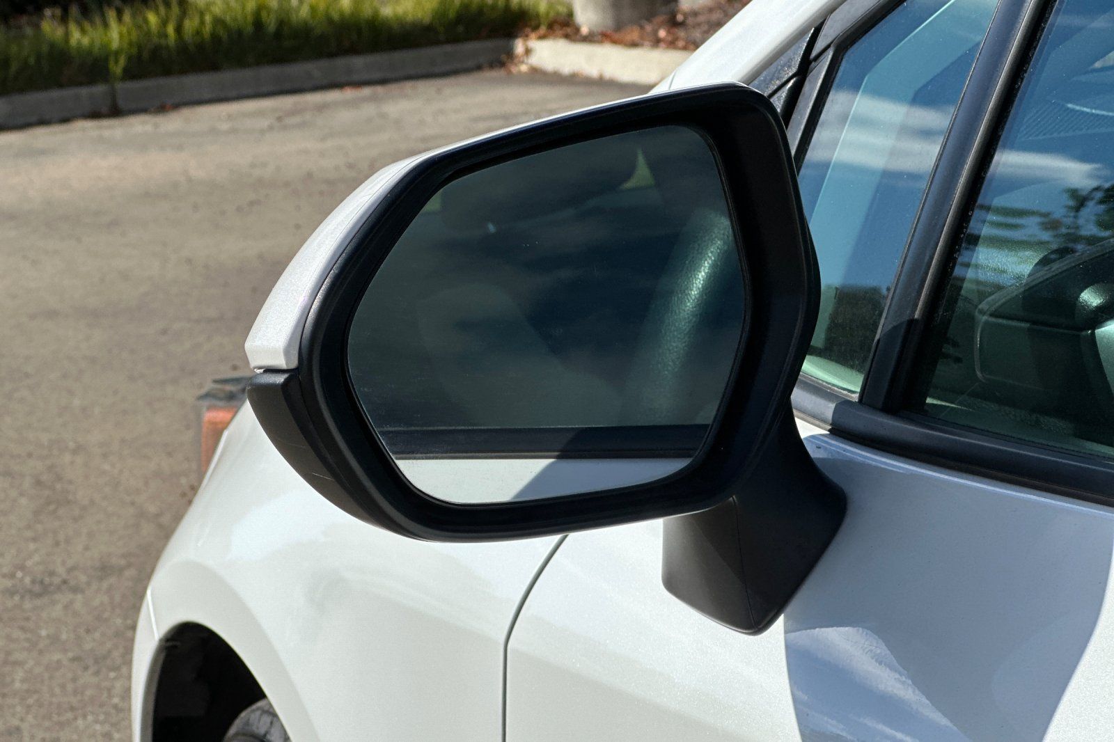 Used 2024 Toyota Corolla LE FWD image 51