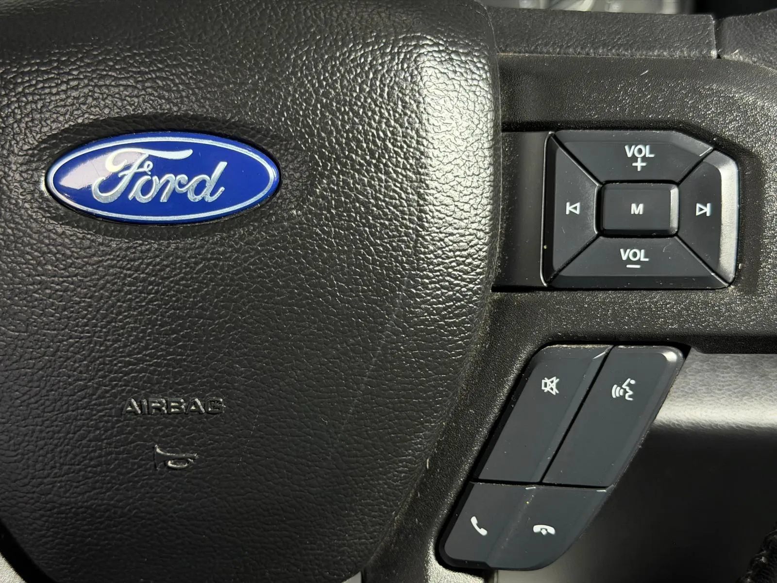 Used 2018 Ford F150 XLT w/ Equipment Group 302A Luxury AWD/4WD image 28