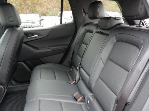 New 2026 Chevrolet Equinox LT image 26