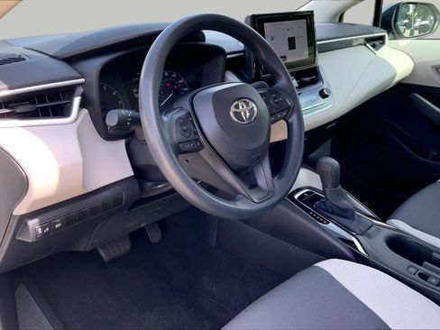 Used 2024 Toyota Corolla LE FWD image 17
