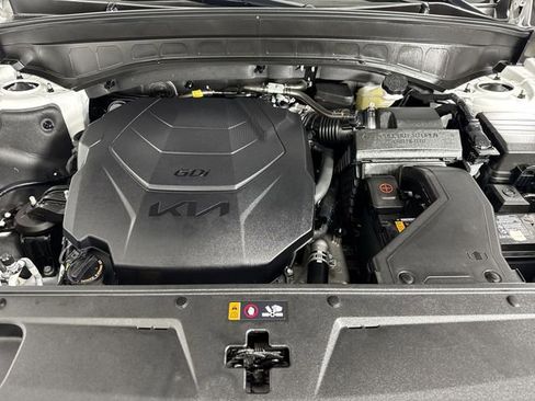 Used 2024 Kia Telluride LX image 26