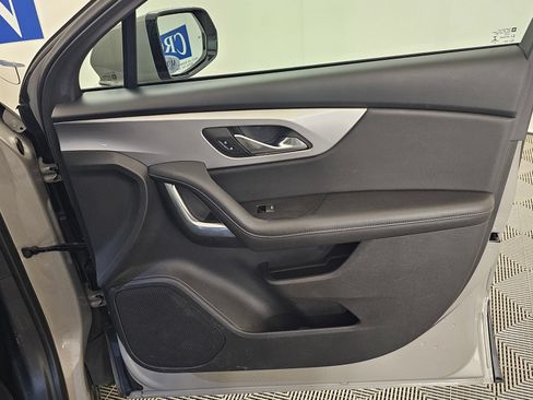 Used 2021 Chevrolet Blazer LT FWD image 27