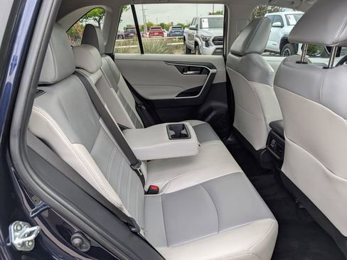 Certified 2024 Toyota RAV4 XLE Premium image 31