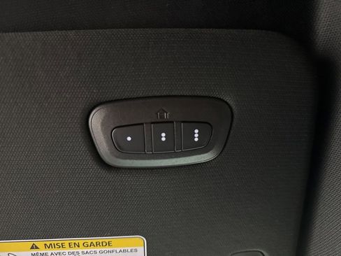 Used 2025 RAM 1500 Laramie w/ Night Edition image 32