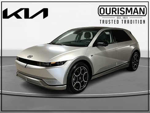 Used 2024 Hyundai Ioniq 5 Limited image 2