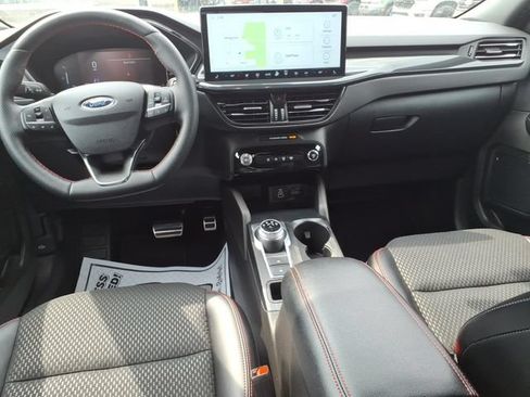 Certified 2024 Ford Escape ST-Line w/ Tech Pack #1 AWD/4WD image 10