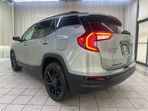 Used 2023 GMC Terrain SLT w/ Infotainment Package II AWD/4WD image 6