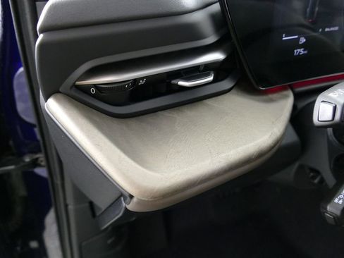 New 2025 Audi Q5 Premium Plus image 18