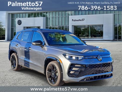 New 2026 Volkswagen Tiguan SE R-Line image 1