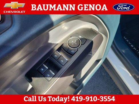 Used 2025 Ford Maverick XL FWD image 11