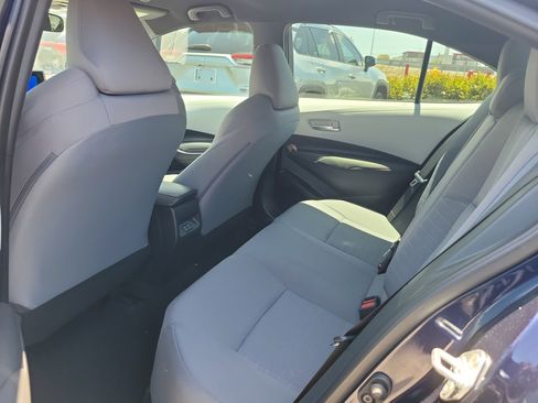 Used 2023 Toyota Corolla SE FWD image 18