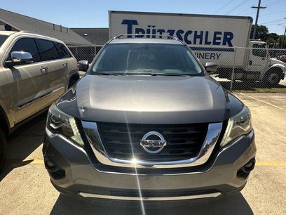Used 2017 Nissan Pathfinder SL w/ SL Premium Package