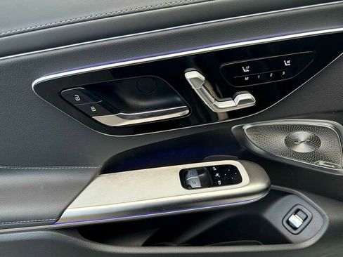 New 2025 Mercedes-Benz CLE 300 4MATIC Coupe image 11