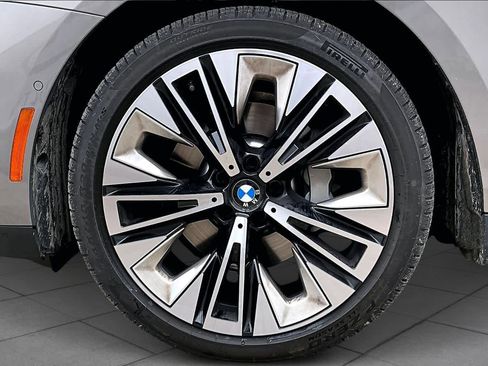 Used 2026 BMW 530i image 10