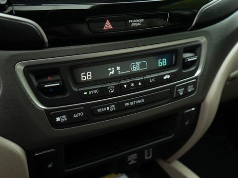 Used 2023 Honda Ridgeline RTL-E image 28