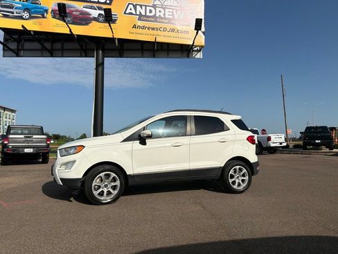 Used 2020 Ford EcoSport SE FWD image 2