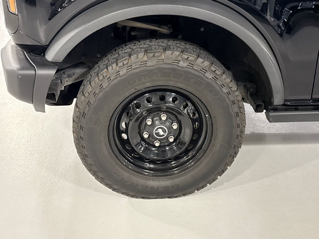 Used 2022 Ford Bronco Black Diamond AWD/4WD image 8
