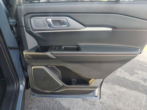 New 2026 Ford Explorer ST-Line w/ ST-Line Street Pack image 22