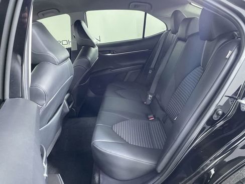 Used 2024 Toyota Camry SE image 21