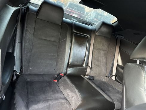 Used 2021 Dodge Challenger R/T w/ Plus Package image 20