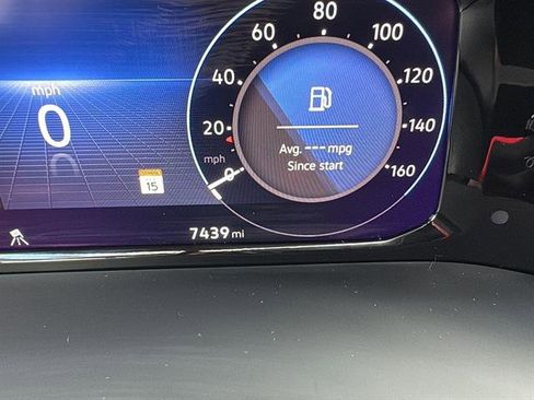 Certified 2024 Volkswagen Atlas Cross Sport SEL R-Line image 21