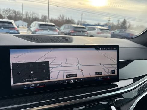 New 2026 BMW X7 xDrive40i w/ M Sport Package image 16